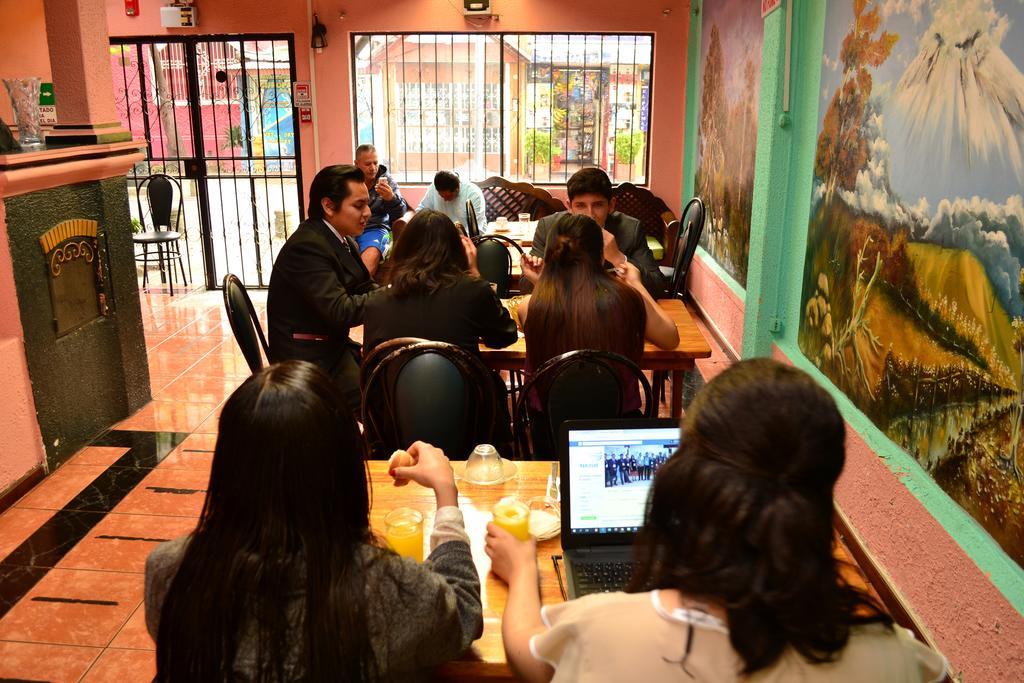 Hostal Loro Verde Quito Extérieur photo